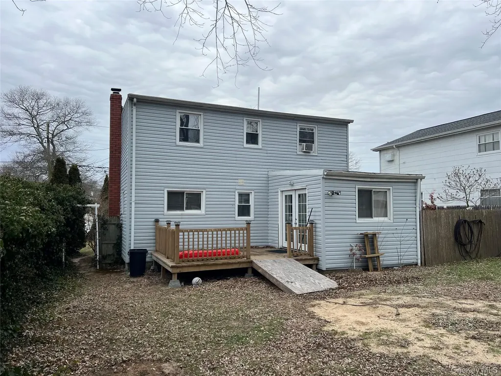 25 Gores Drive Mastic NY 11950