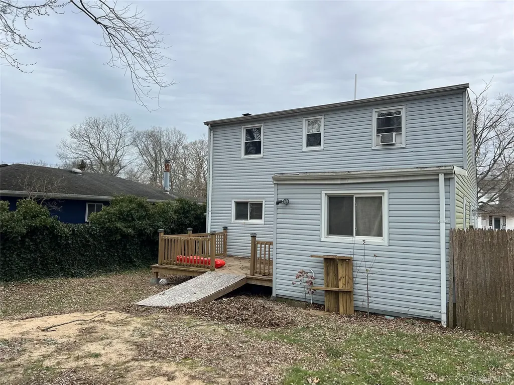 25 Gores Drive Mastic NY 11950