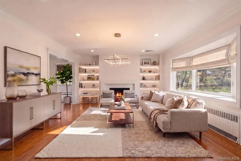 6 Luquer Road Manhasset NY 11030