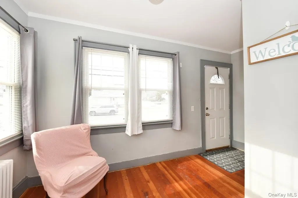 116 15th Avenue West Babylon NY 11704