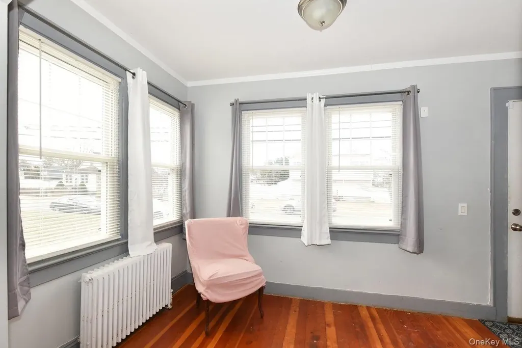 116 15th Avenue West Babylon NY 11704