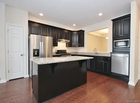 18 Wheeler Court Carmel NY 10512