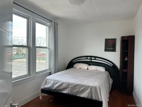 77-02 164th Street Fresh Meadows NY 11366