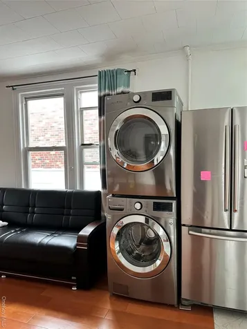 77-02 164th Street Fresh Meadows NY 11366