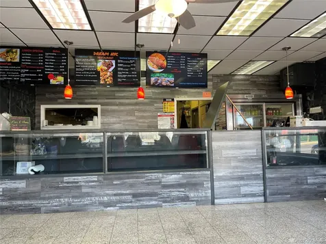 77-02 164th Street Fresh Meadows NY 11366