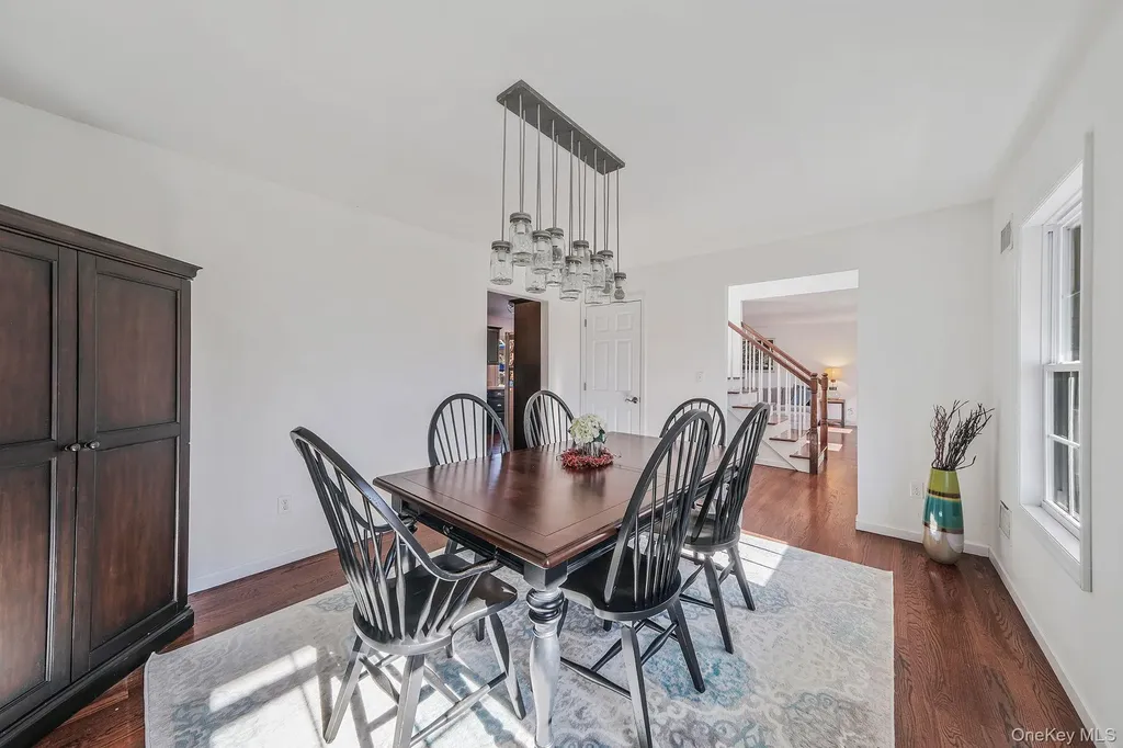 4 Danamarie Lane East Patchogue NY 11772