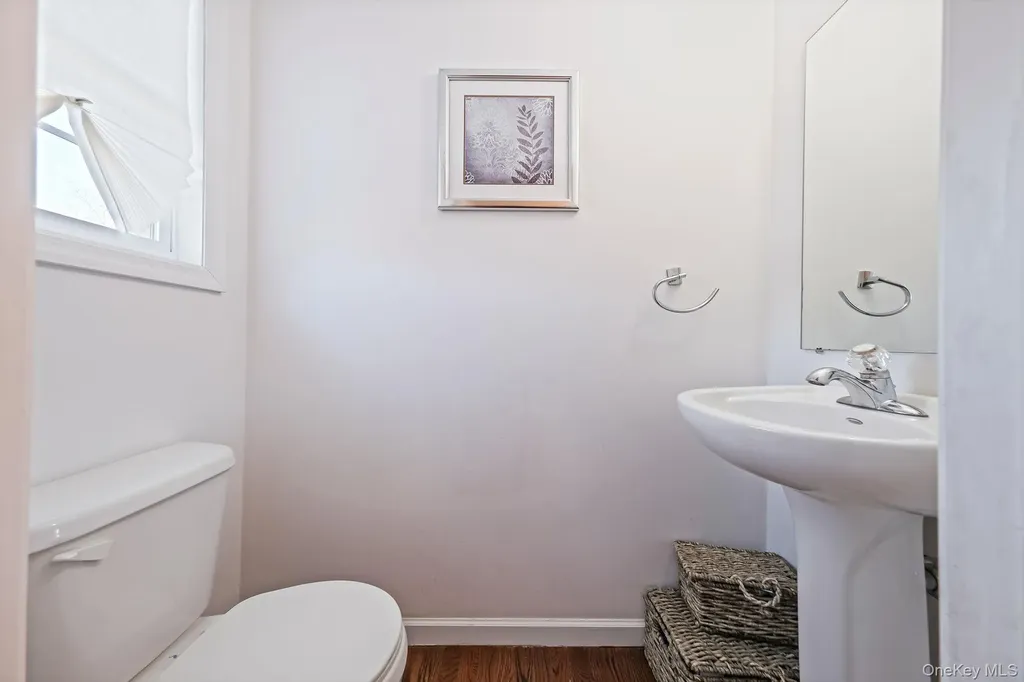 4 Danamarie Lane East Patchogue NY 11772
