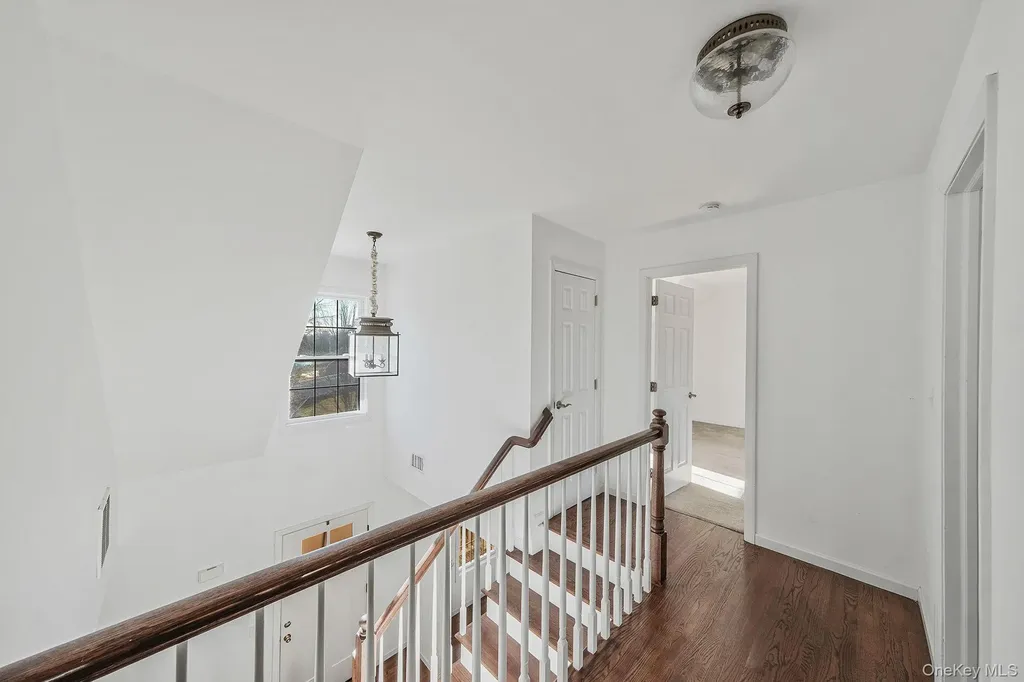 4 Danamarie Lane East Patchogue NY 11772