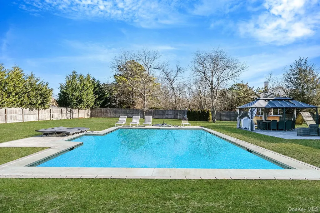 4 Danamarie Lane East Patchogue NY 11772