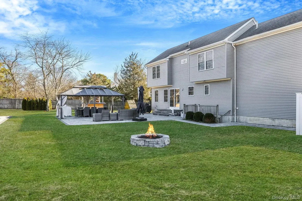4 Danamarie Lane East Patchogue NY 11772