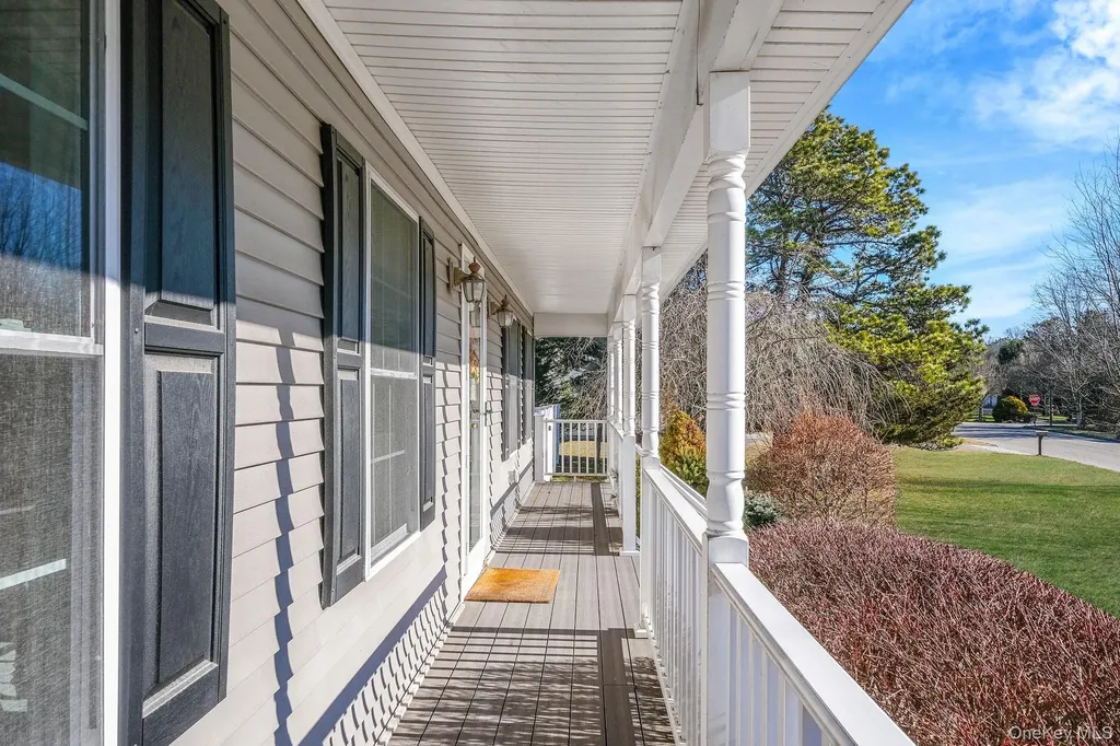 4 Danamarie Lane East Patchogue NY 11772