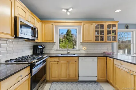 128 High View Drive Carmel NY 10512