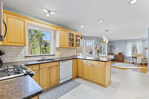 128 High View Drive Carmel NY 10512