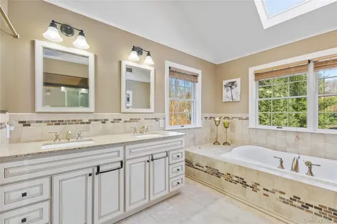 128 High View Drive Carmel NY 10512