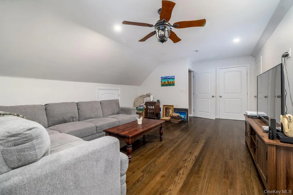 12 Summit Street East Patchogue NY 11772