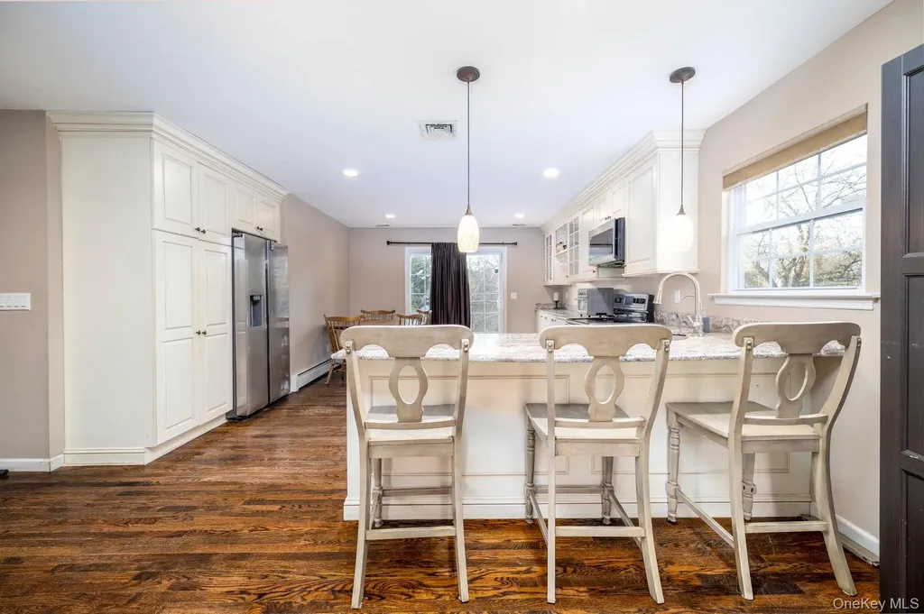 12 Summit Street East Patchogue NY 11772