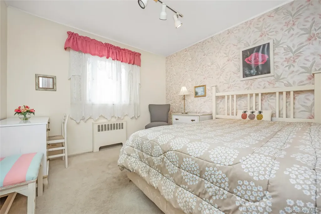 49 Amherst Drive Massapequa NY 11758