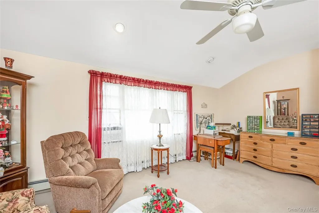 49 Amherst Drive Massapequa NY 11758