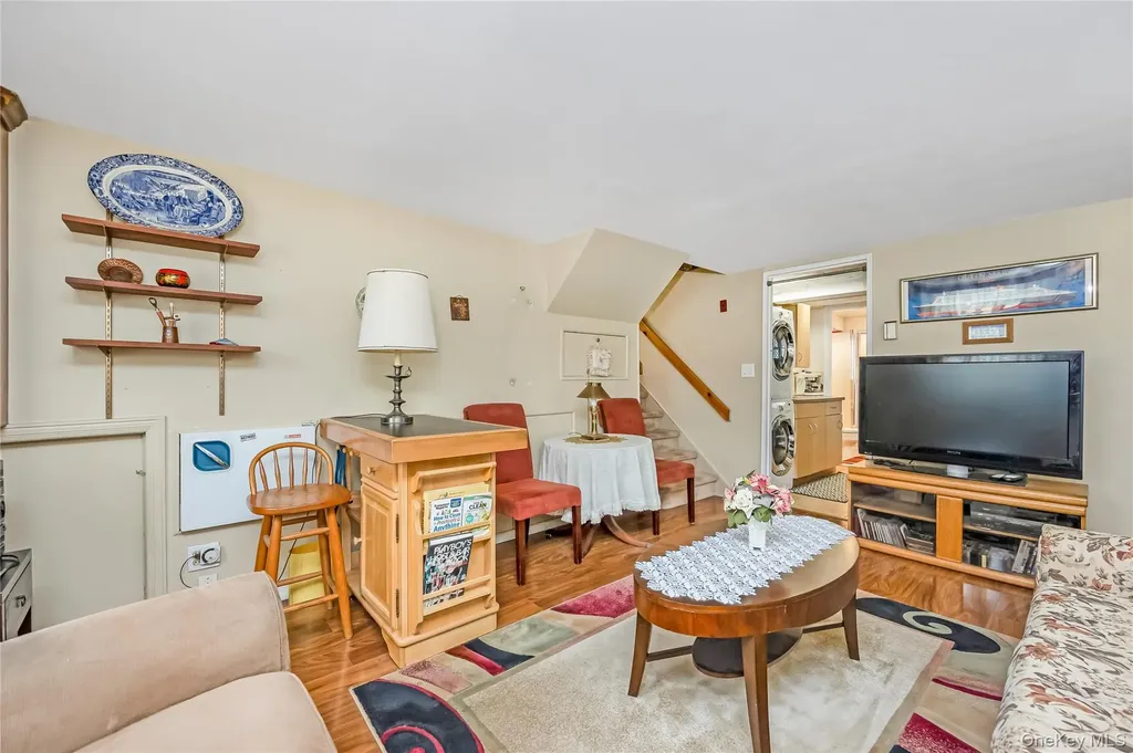 49 Amherst Drive Massapequa NY 11758