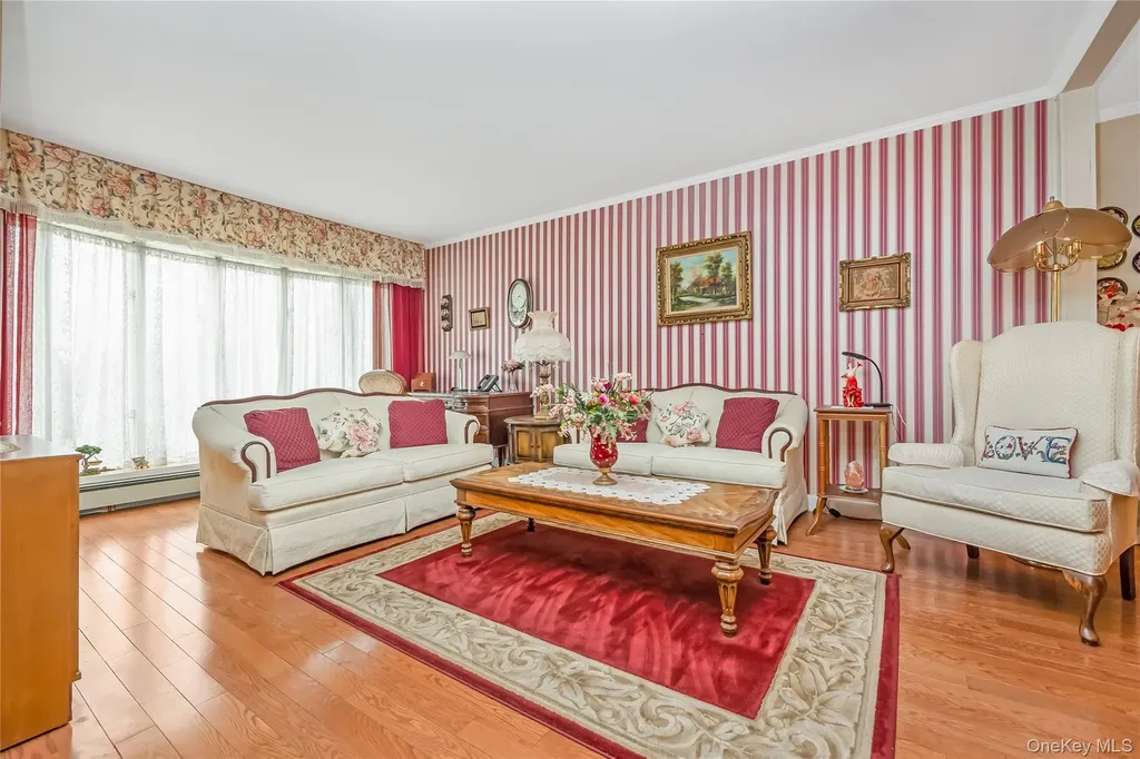 49 Amherst Drive Massapequa NY 11758