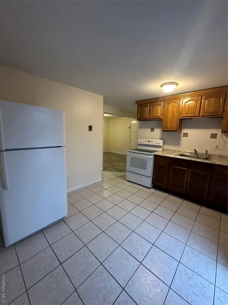 1 Huron Drive Bay Shore NY 11706