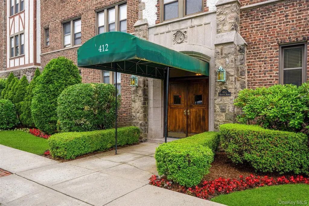412 Munro Avenue Mamaroneck NY 10543