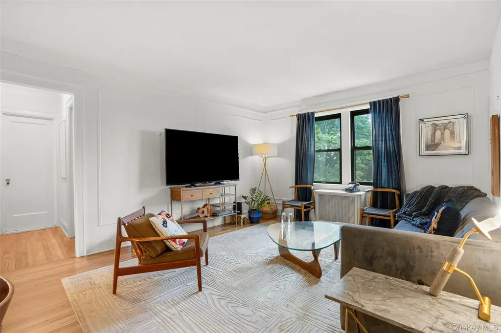 412 Munro Avenue Mamaroneck NY 10543
