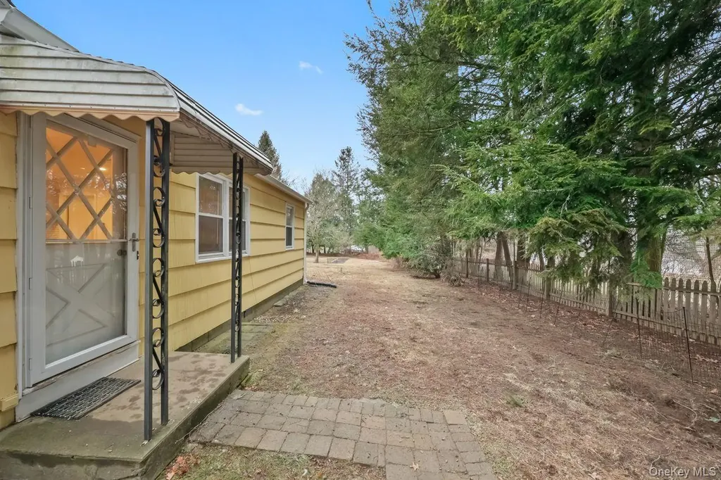 51 Knox Road Brewster NY 10509