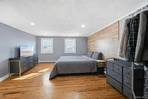 12 Charles Street Bay Shore NY 11706