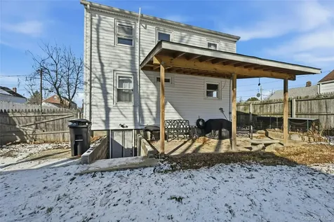 12 Charles Street Bay Shore NY 11706