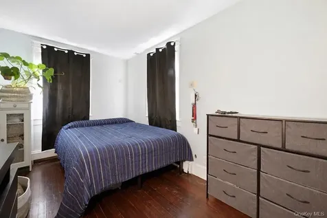 12 Charles Street Bay Shore NY 11706