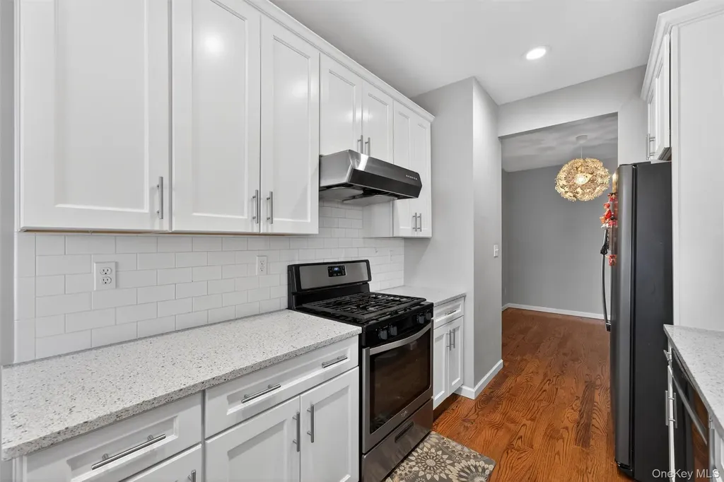 37 Pinto Road E Middletown NY 10941