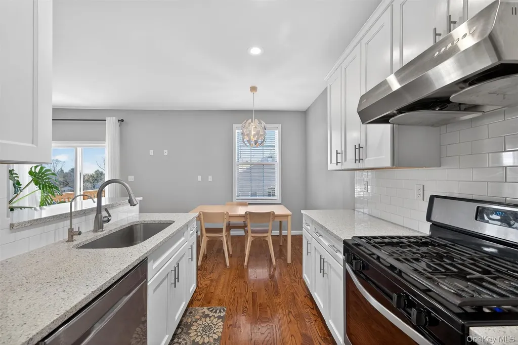 37 Pinto Road E Middletown NY 10941