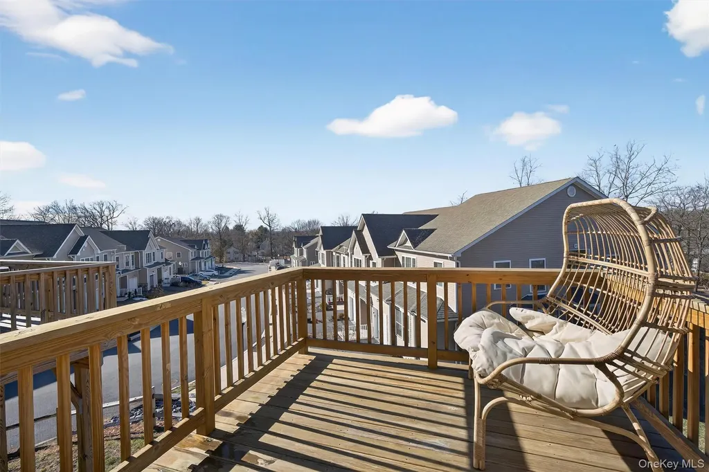 37 Pinto Road E Middletown NY 10941