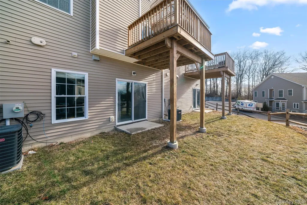 37 Pinto Road E Middletown NY 10941