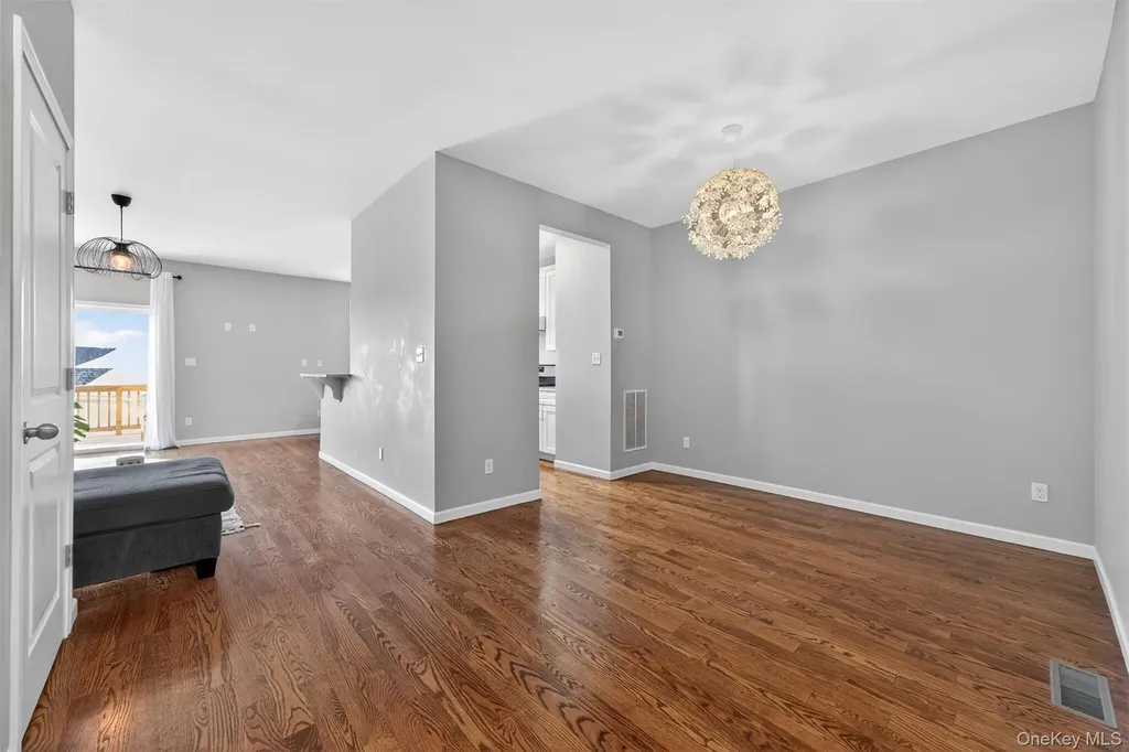 37 Pinto Road E Middletown NY 10941