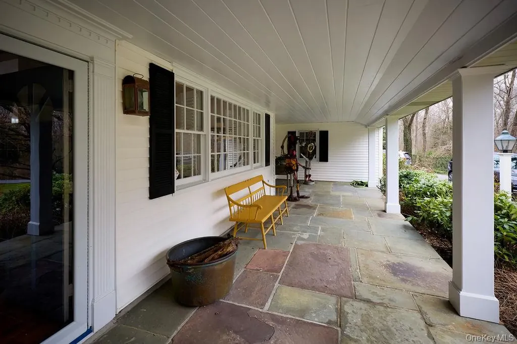 8 Nancys Lane Pound Ridge NY 10576