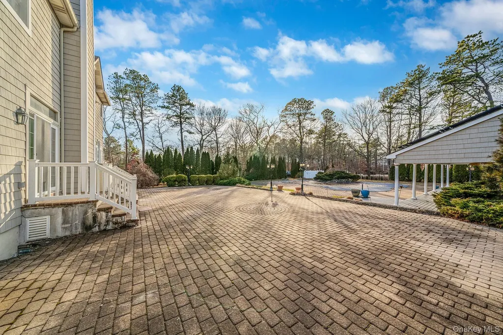 44 E Margin Road Ridge NY 11961