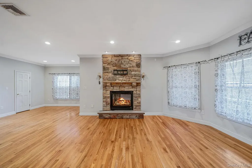 44 E Margin Road Ridge NY 11961