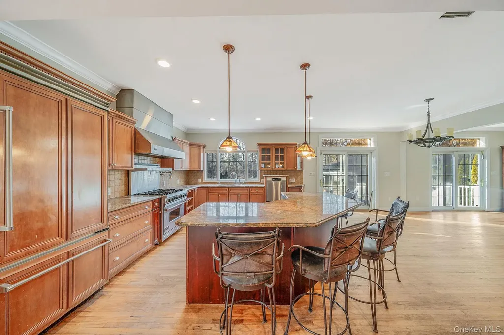 44 E Margin Road Ridge NY 11961