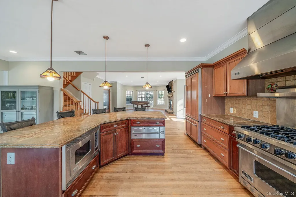 44 E Margin Road Ridge NY 11961