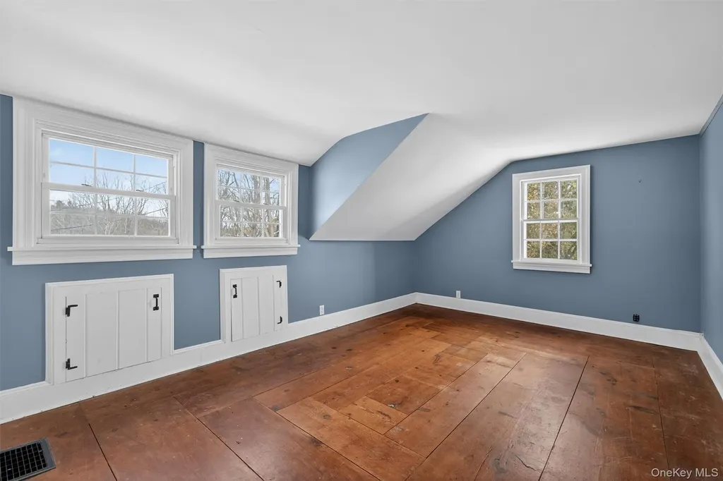 74 Onderdonk Road Warwick NY 10990