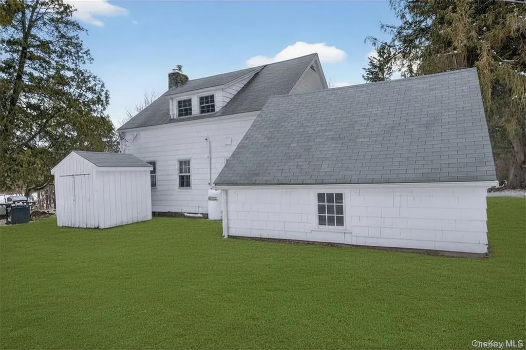 74 Onderdonk Road Warwick NY 10990