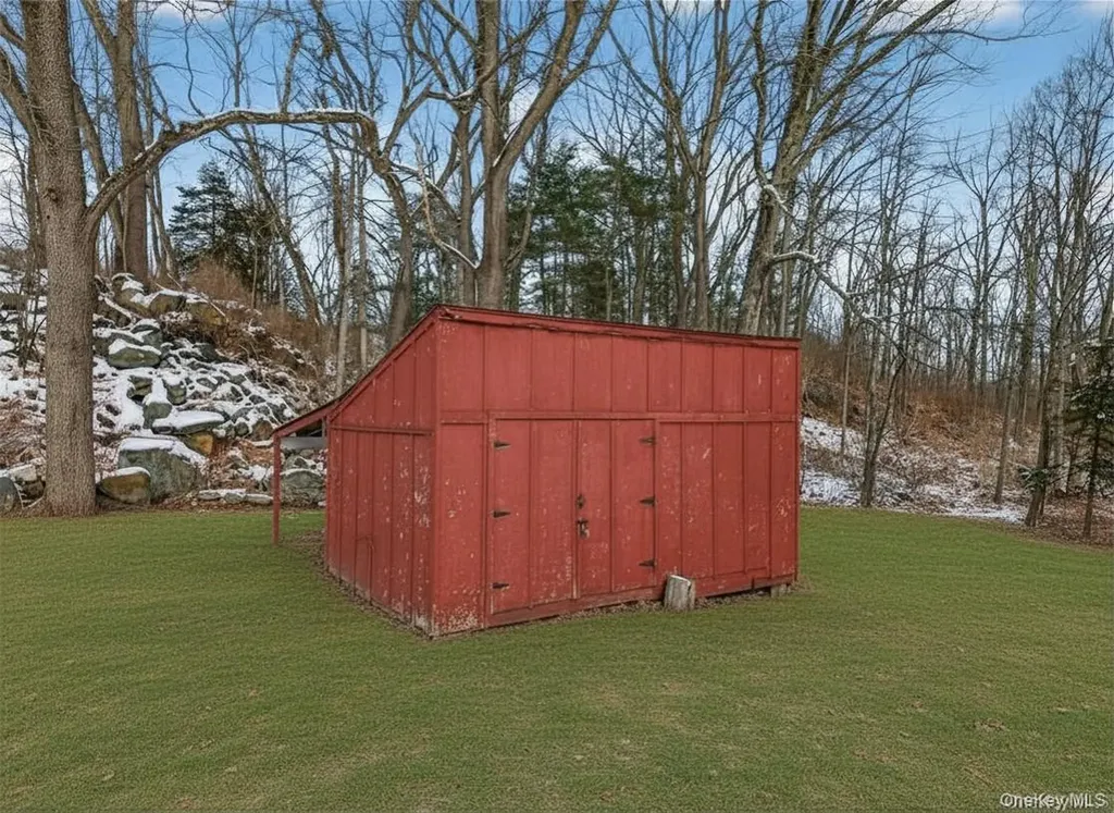 74 Onderdonk Road Warwick NY 10990