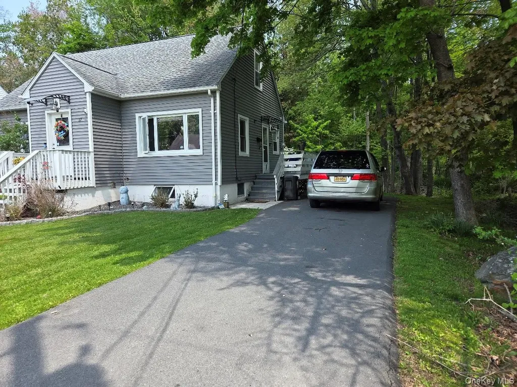 17 Greenview Avenue Monticello NY 12701
