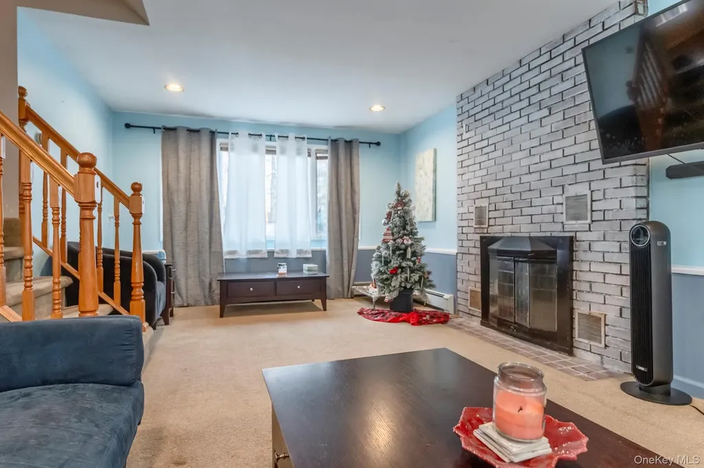 3 Cedar Lane Saugerties NY 12477