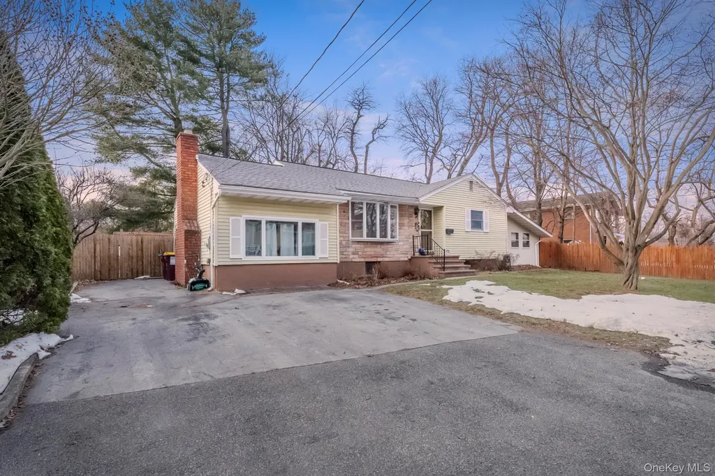 3 Cedar Lane Saugerties NY 12477