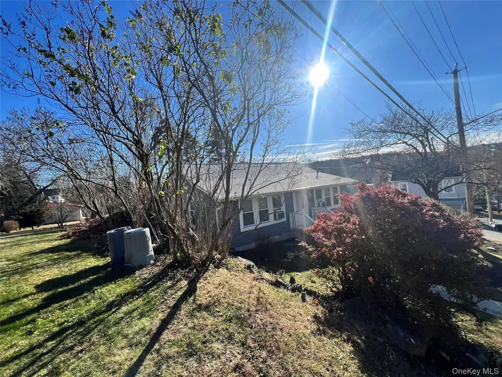 8 Maple Avenue Tarrytown NY 10591