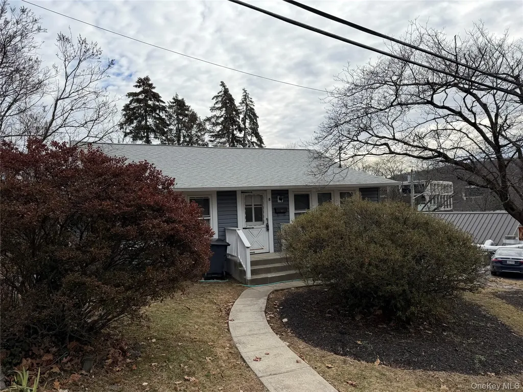 8 Maple Avenue Tarrytown NY 10591