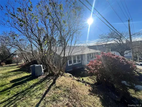 8 Maple Avenue Tarrytown NY 10591